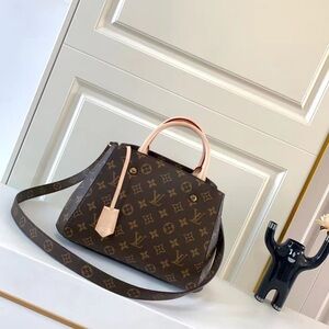 ☄️Louis Vuitton☕ Monogram Montaigne BB Shoulder Bag